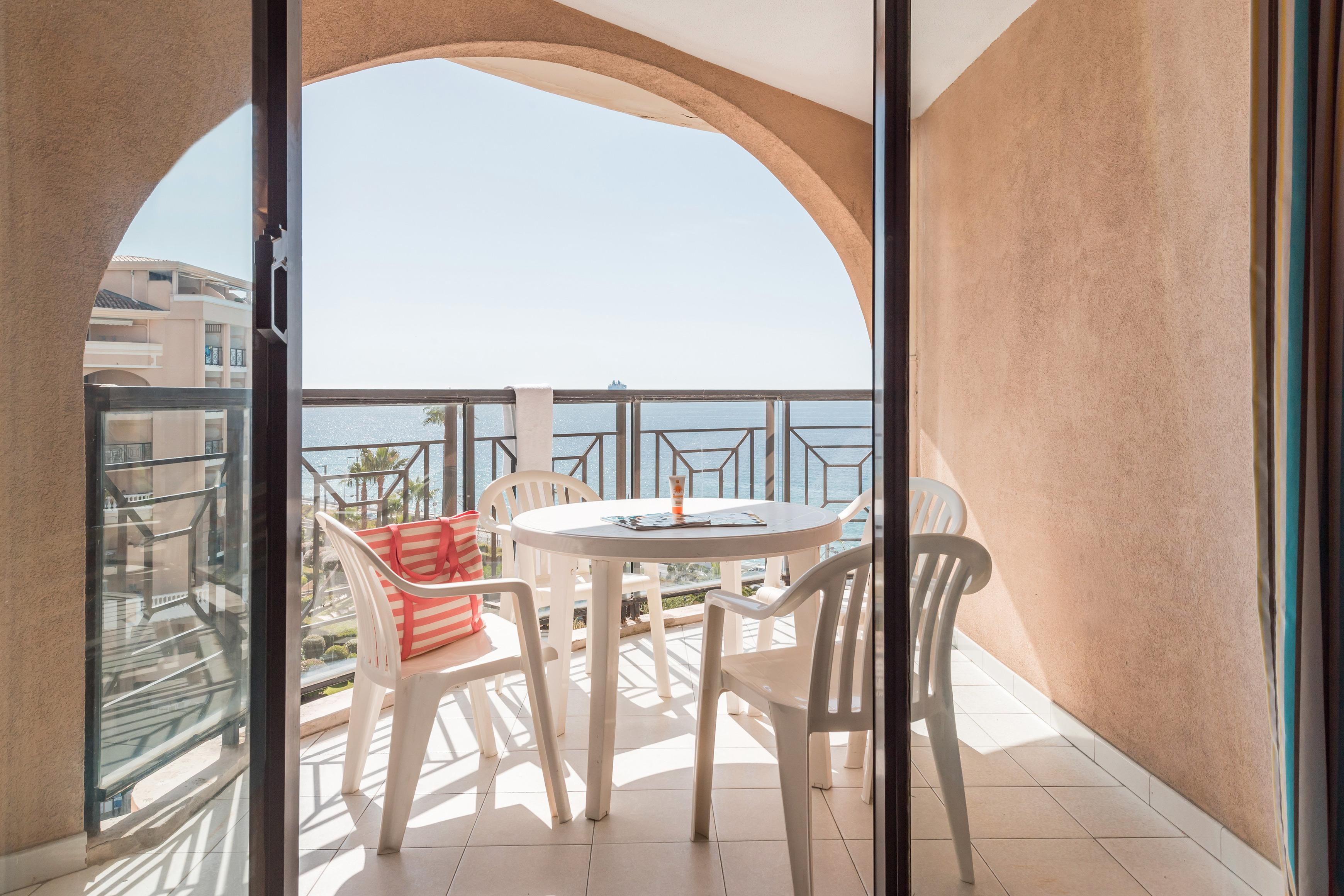 Residence La Palme D'Azur Cannes Verrerie Exterior photo