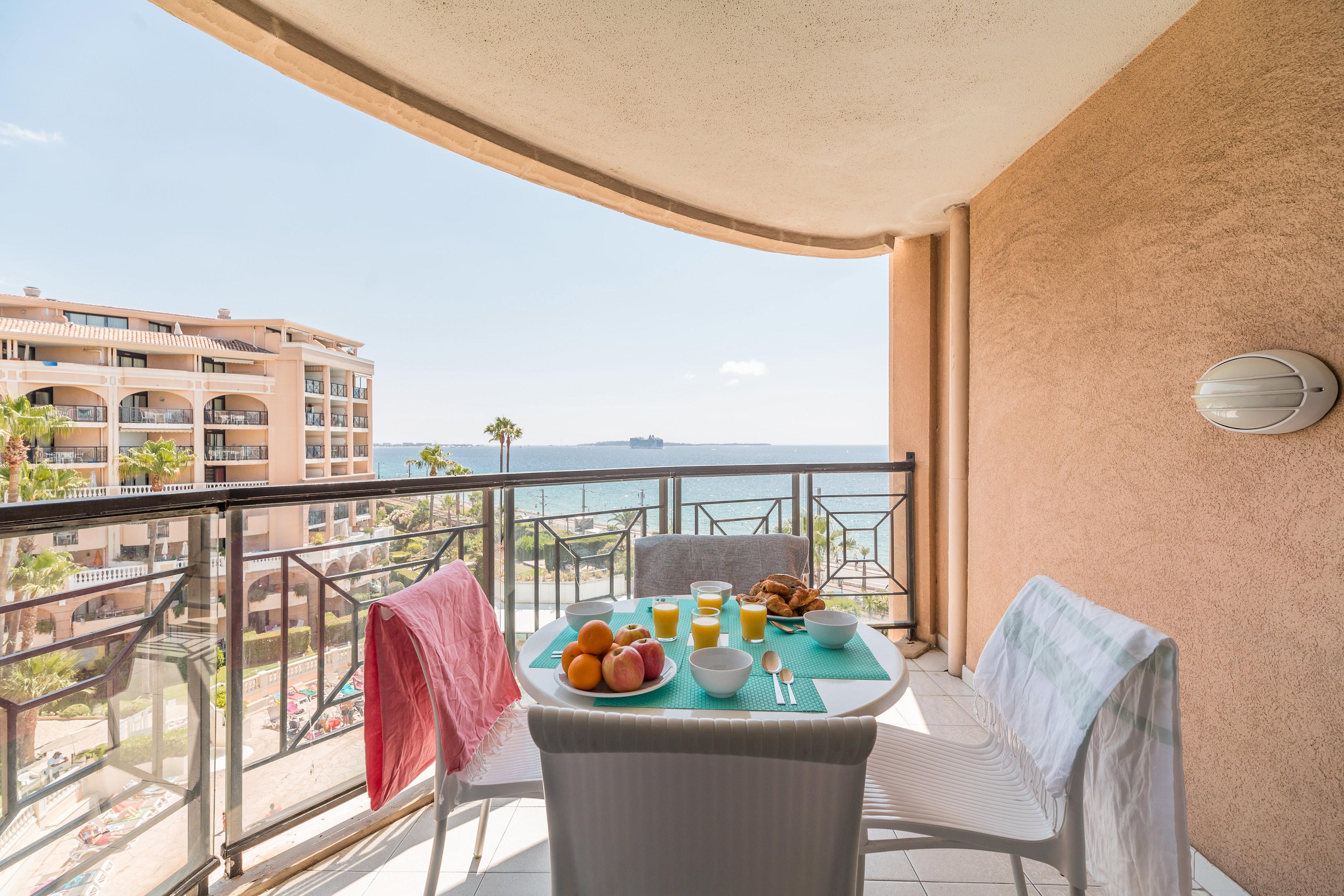 Residence La Palme D'Azur Cannes Verrerie Exterior photo